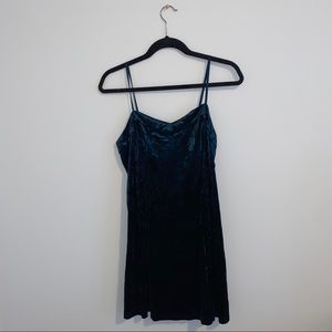 Forever 21 Emerald Velvet Dress